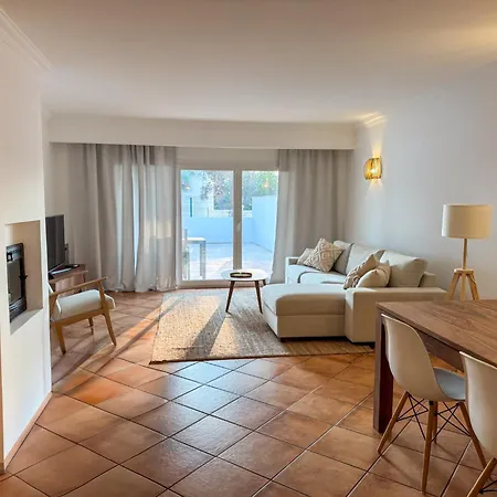 Casa Vaga - Garrao House