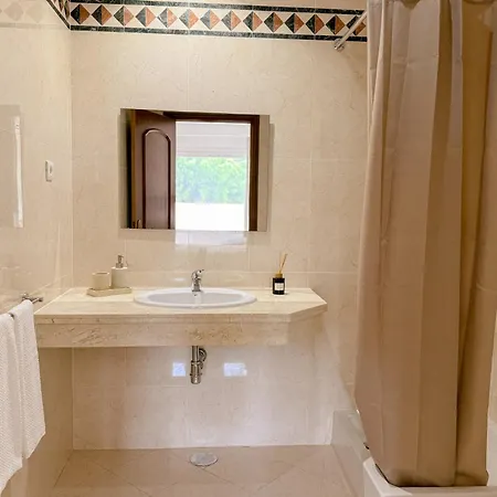 Casa Vaga - Garrao House فيلة *