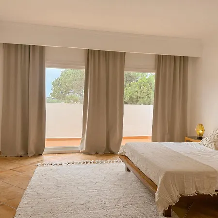 Casa Vaga - Garrao House لول